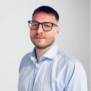 db9a4332-f750-4246-9394-f4395603e35b